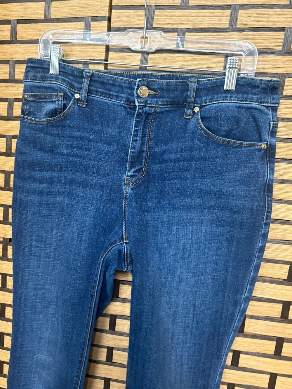 Chicos bootcut jeans size 0.5P(6P)
